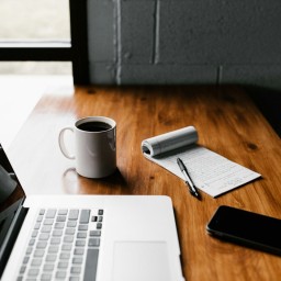 Zukunft der Arbeit: Mehr leisten oder Arbeit neu denken?