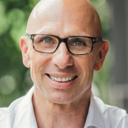 Jörg Löhr